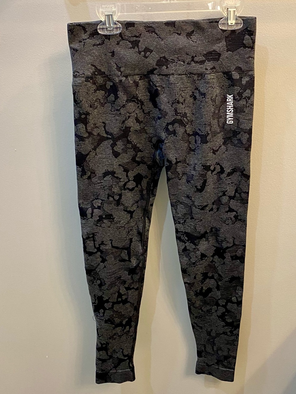 Gymshark Adapt Camo Seamless Leggings M Medium Grey